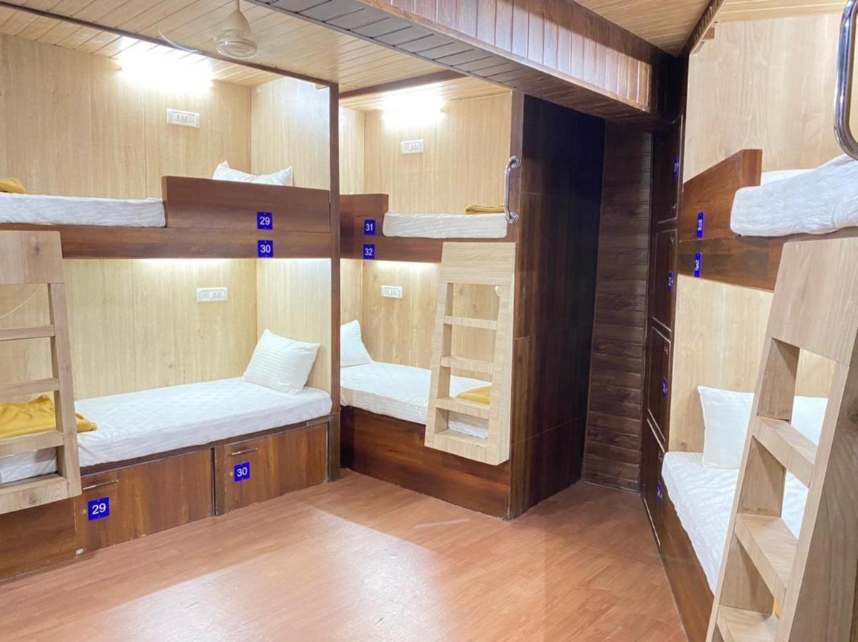 City Stay Ac Deluxe Hostel Márgáo Kültér fotó