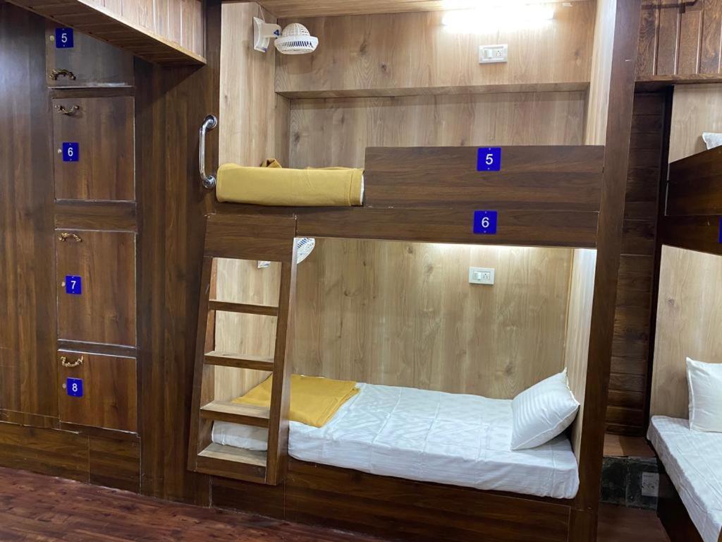 City Stay Ac Deluxe Hostel Márgáo Kültér fotó